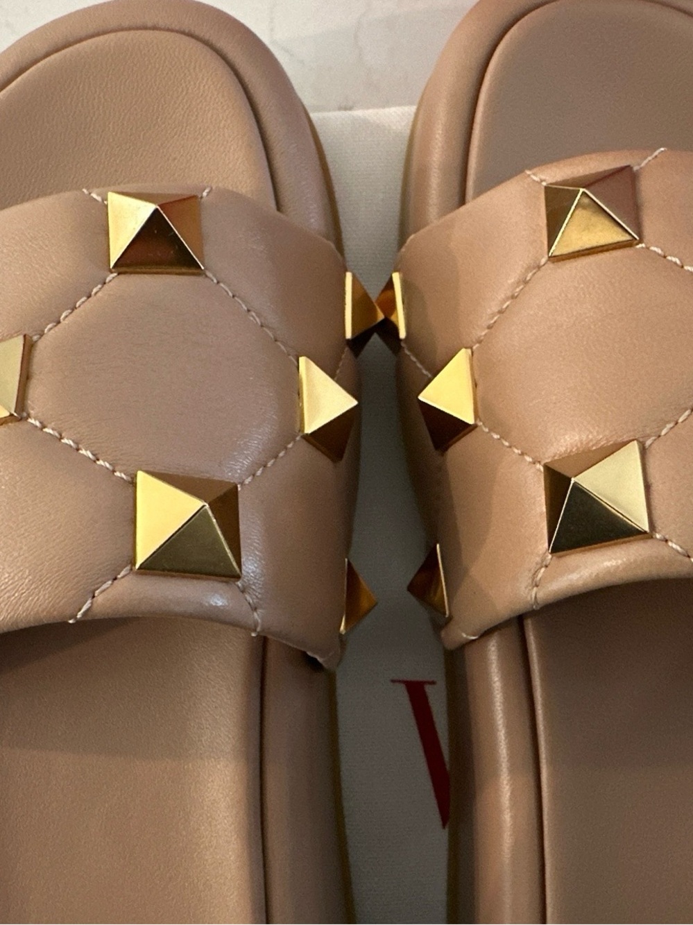 Valentino Garavani Nude Pink Quilted Rockstud Slide Sandal - Picture 4 of 5